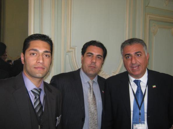 943487_637846962910976_72234874_n