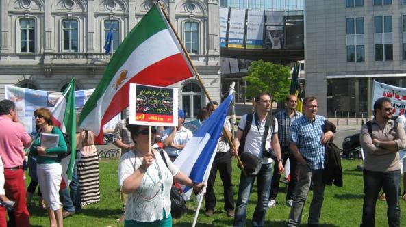 945644_663403017022037_85996362_n